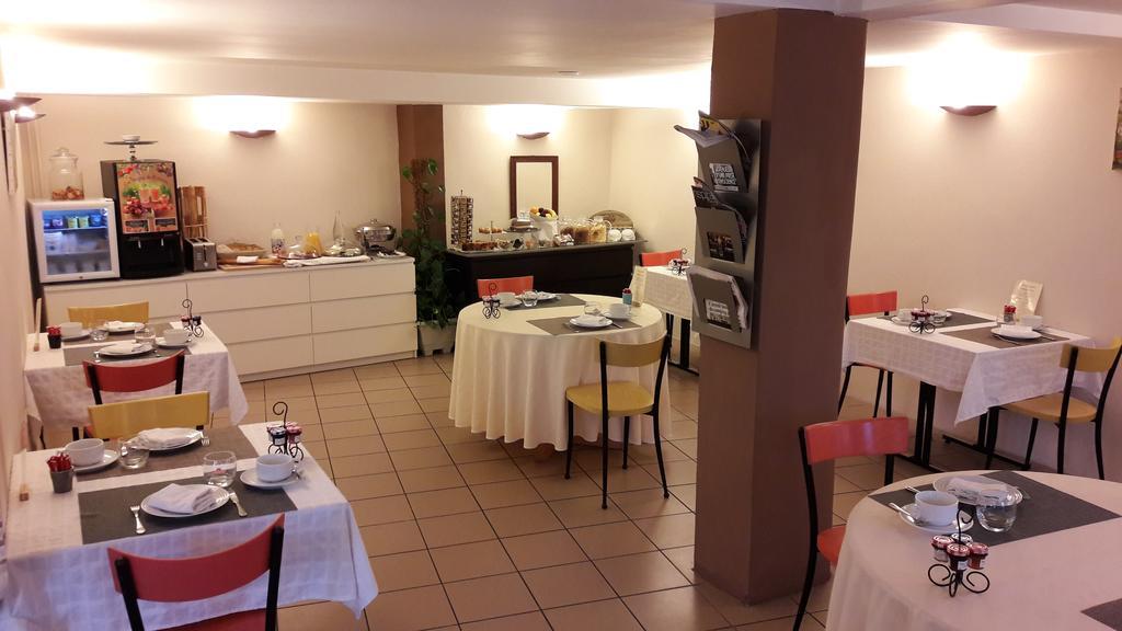 Le Saint Eloi Logis & Spa Restaurant L Schumacher Solignac Exterior foto